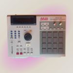 Akai Professional MPC 2000 XL Music Production Center - Sampler, Drum Machine & Sequence- Vintage Grey