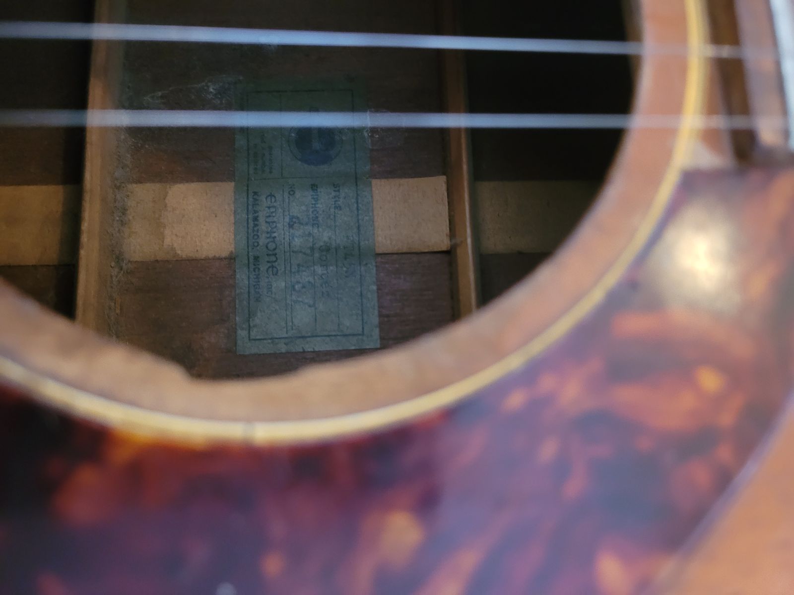 Epiphone FT-45N Cortez 1964 - Rough Condition - Image 7