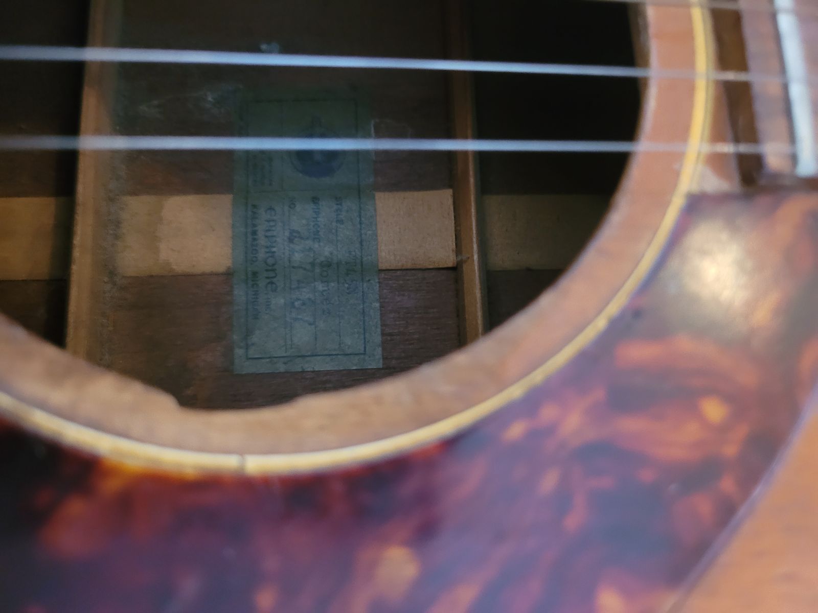 Epiphone FT-45N Cortez 1964 - Rough Condition - Image 8