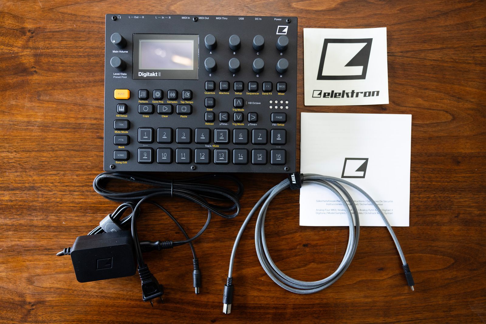 Elektron Digitakt II 2024 - Present - Black - Image 2