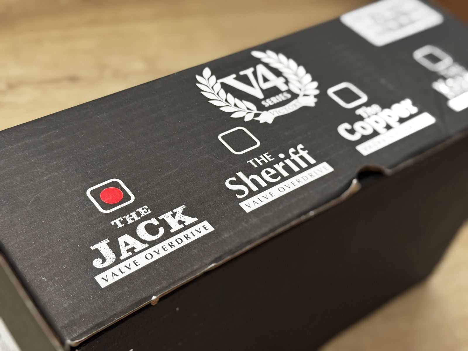 Victory Amps V4 The Kraken Preamp Amp Pedal 2025 - Image 10